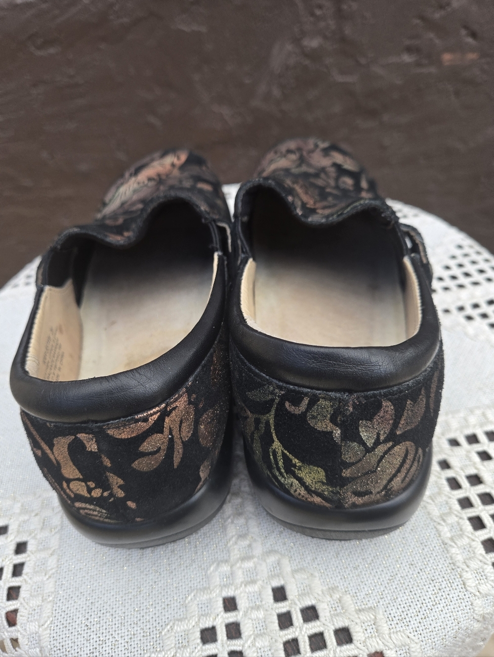 Alegria Slip-On Clogs with Iridescent Rose Gold Floral Pattern - Picture 6 of 8